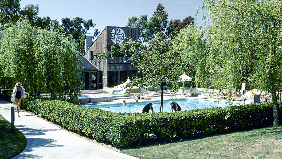 Mariner Square, Newport Beach, CA