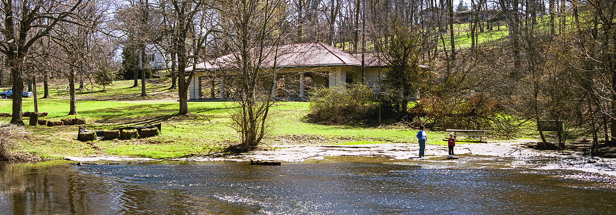 CherokeePark.jpg CherokeePark.jpg