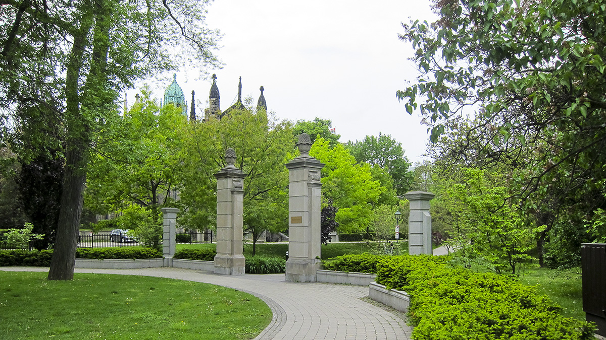 Philosopher's Walk, Toronto