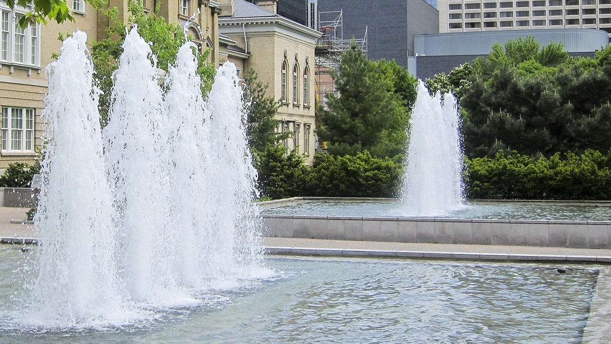 McMurtry Gardens of Justice, Toronto, Canada