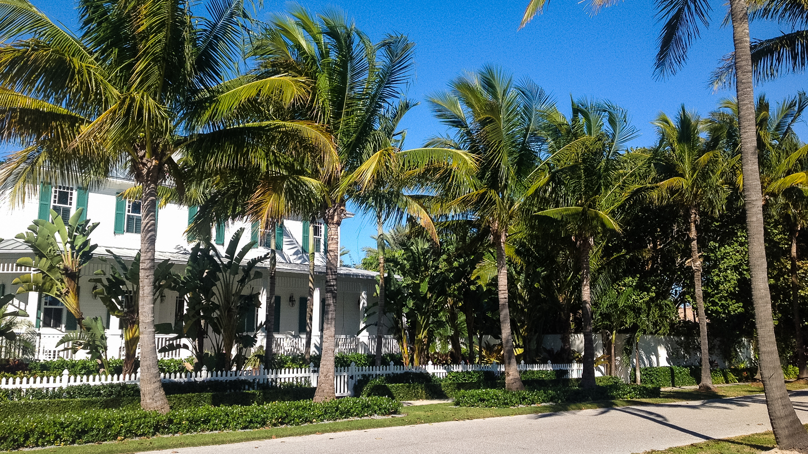 FL_BocaGrande_GilchristAvenue_signature_03_CharlesBirnbaum_2016.jpg FL_BocaGrande_GilchristAvenue_signature_03_CharlesBirnbaum_2016.jpg