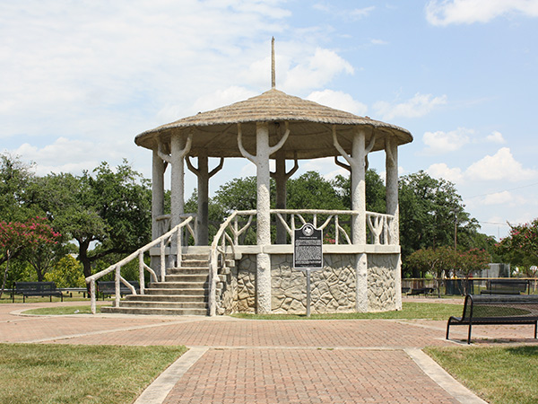 Photo courtesy Houston Parks and Recreation Department::2012::The Cultural Landscape Foundation