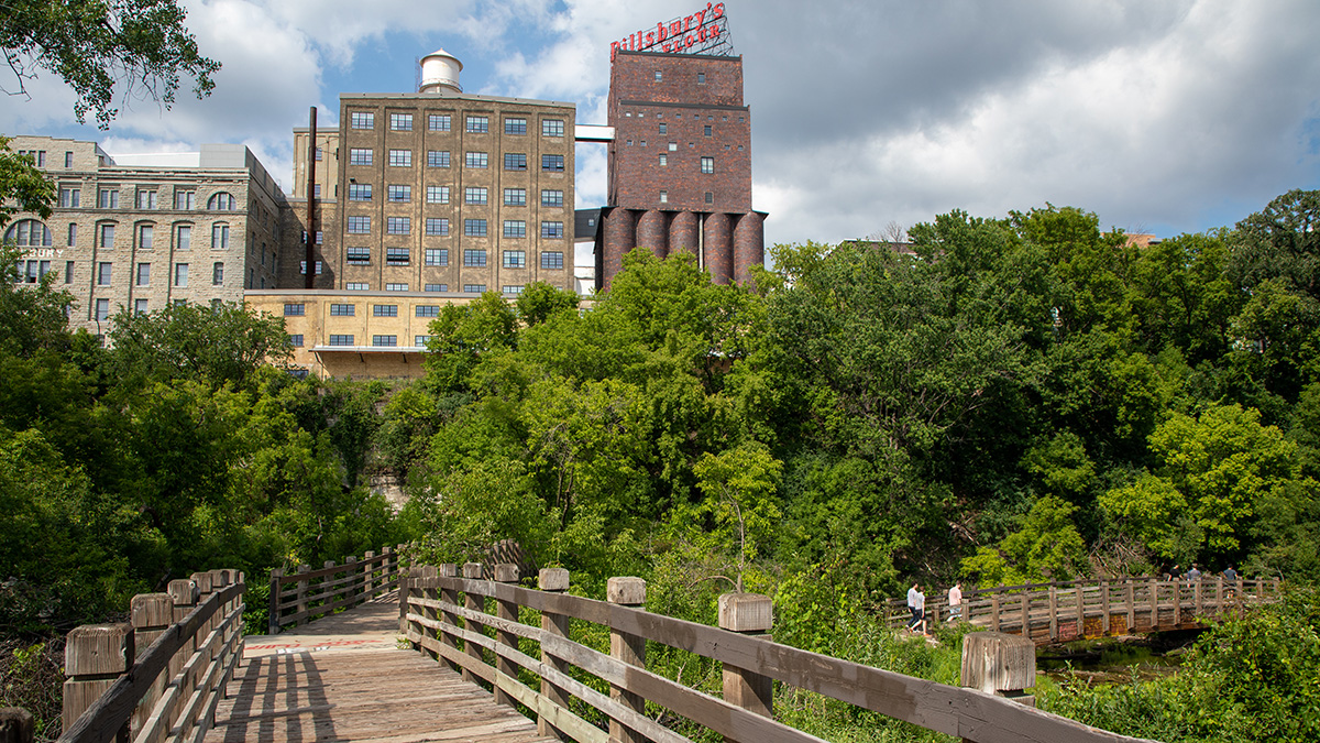 Father Hennepin Bluff Park, Minneapolis, MN