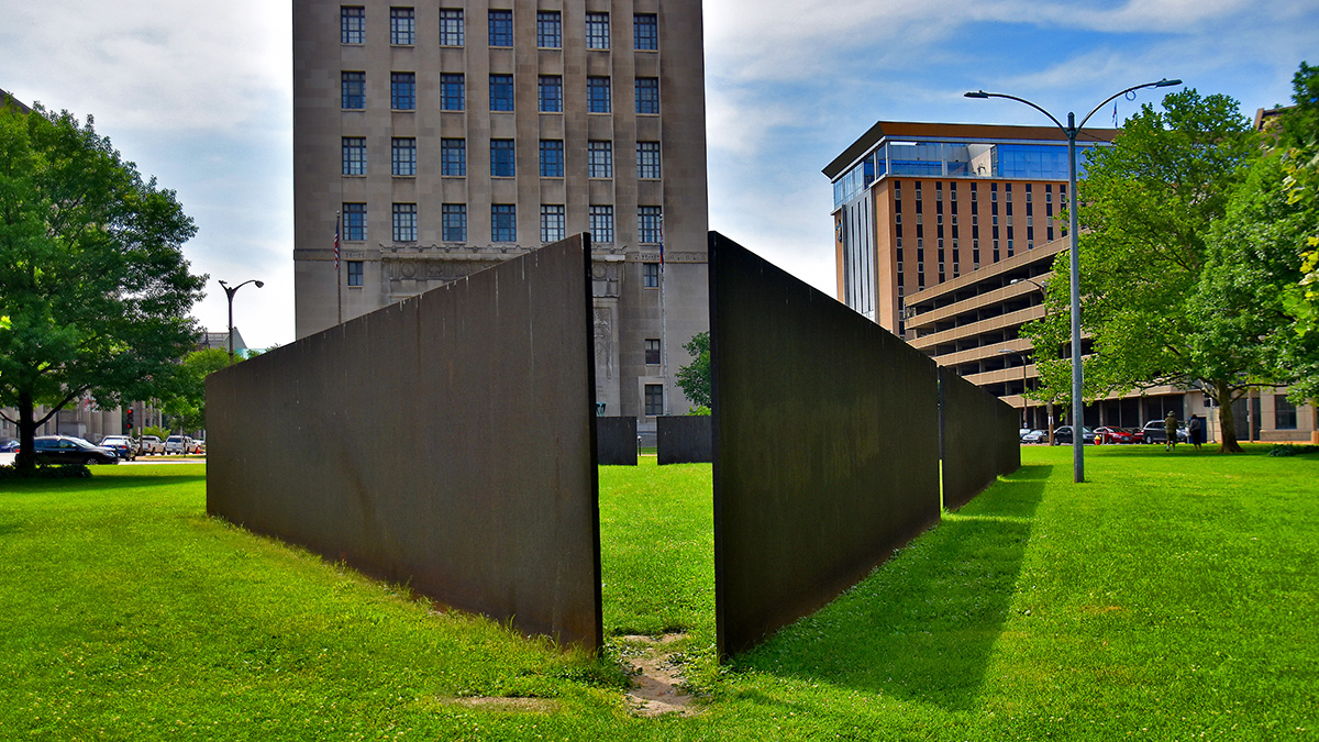 Serra Sculpture Park, St. Louis, MO