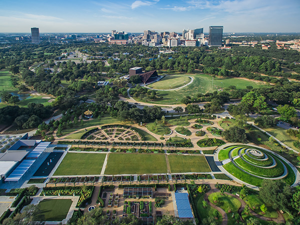 McGovern-Centennial-Gardens-2-photo-by-Lifted-Up-Aerial-Photography-courtesyHermann-Park-Conservancy-2015.jpg