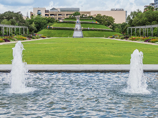 McGovern-Centennial-Gardens-6-photo-by-Lifted-Up-Aerial-Photography-courtesyHermann-Park-Conservancy-2015.jpg