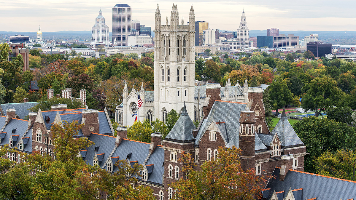 trinity college tour hartford