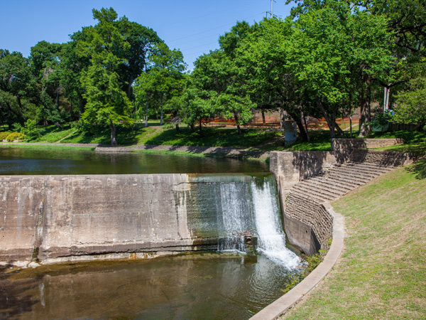 Turtle Creek Parkway, Dallas, TX